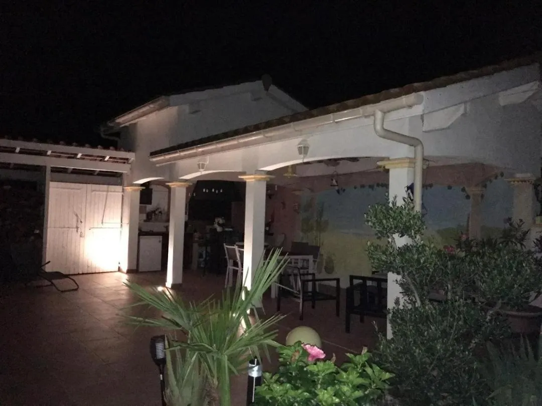 Villas En Chanay 2 Dagneux Homestay